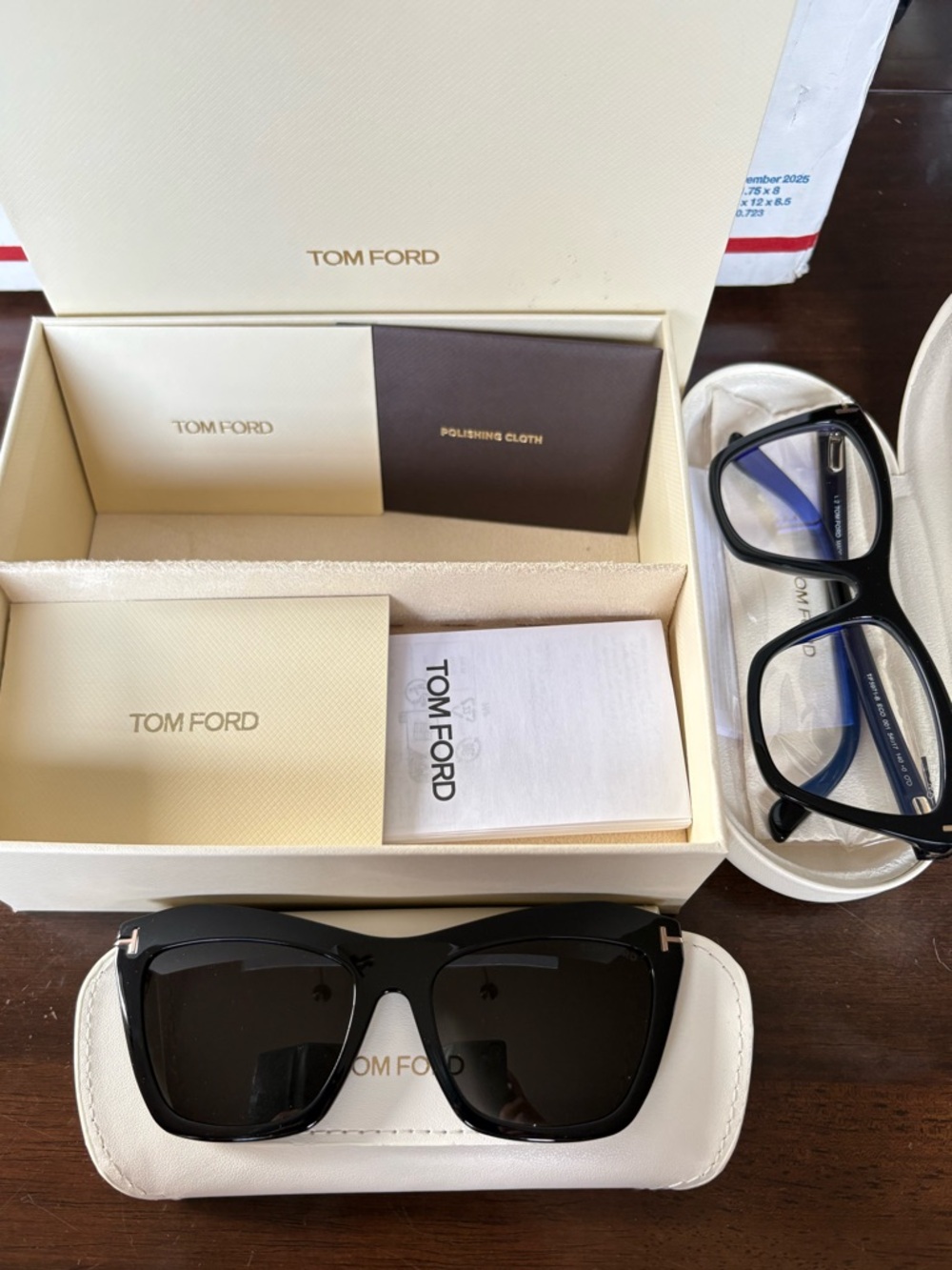 Tom Ford Shiny Black Magnetic Sunglasses Clip